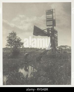 Les ruines d'un Water-Mill. Peter Henry Emerson ; anglais, né à Cuba, 1856-1936. Date : 1886. Dimensions : 26,9 × 22,9 cm (image/papier) ; 41 × 28,5 cm (page d'album). Épreuve au platine, pl. XI de l'album 'La vie et paysage sur les Norfolk Broads" (1886), édition de 200. Origine : Angleterre. Musée : le Chicago Art Institute. Banque D'Images