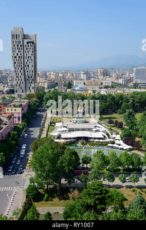 Centre Ville, Vue à partir de la Sky Tower, Tirana, Albanie Banque D'Images