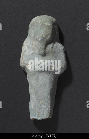 D Shawabty Ditamenpaankh, 715-656 BC. L'Egypte, la fin de période, 25 dynastie. Sols en terre cuite ; Total : 6 x 2,6 x 1,5 cm (2 3/8 x 1 x 9/16 in Banque D'Images