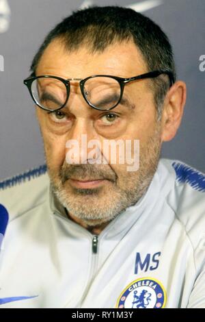 Gestionnaire de Chelsea Maurizio Sarri traite d'une conférence de presse au centre de formation du club à Cobham, Surrey, avant leur premier match de championnat contre Manchester City le 10 février 2019. Comprend : Maurizio Sarri Où : Cobham, Surrey, Royaume-Uni Quand : 08 Feb 2019 Credit : WENN.com Banque D'Images