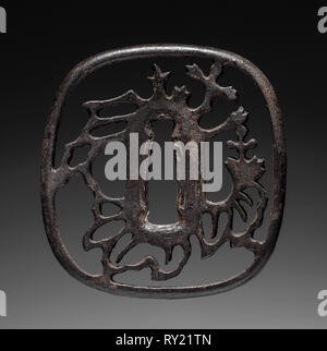 Sword Guard, 1615-1868. Le Japon, la période Edo (1615-1868). Fer à repasser ; diamètre : 7 cm (2 3/4 po Banque D'Images