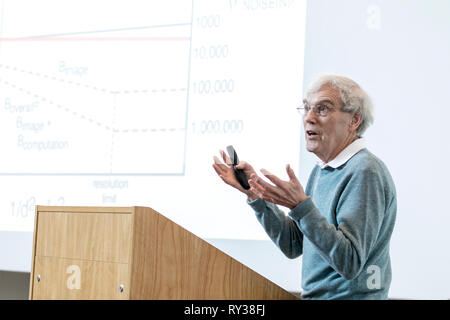 Richard Henderson, du Prix Nobel de chimie 2017 (Photo 2019) Banque D'Images