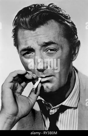 ROBERT MITCHUM, NON PAS COMME UN ÉTRANGER, 1955 Banque D'Images