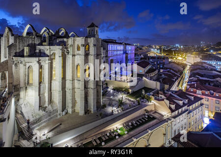 Couvent Carmo au crépuscule, Lisbonne Portugal Banque D'Images