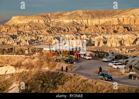 Sunset point à Göreme et le Rocher de la Cappadoce Sites , Turquie Banque D'Images