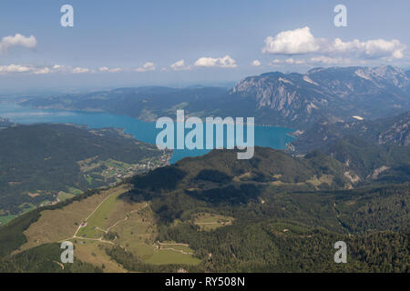 Excursion randonnée sur le Schafberg près de St Wolfgang, Autriche Banque D'Images