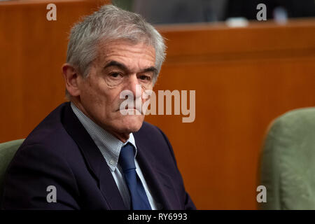 Foto LaPresse/Nicol&# xf2 ; Campo 12/03/2019 Torino (Italia) Politica Consiglio Regionale Piemonte Nella foto : Sergio Chiamparino Photo LaPresse/Nicol&# xf2 ; Campo 12 mars 2019 Turin (Italie) La politique du Conseil Régional du Piémont dans la photo : Sergio Chiamparino Banque D'Images