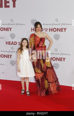 Berlin, Allemagne, Mars 12th, 2019 Rose, Nivola et Emily Mortimer assiste à la première européenne 'tête pleine de miel' à au Zoo Palast le 12 mars 2019 à Berlin, Allemagne. Un film 'Til Schweiger tête pleine de miel ' est une comédie dramatique qui traite de la démence et la maladie d'Alzheimer . Credit : SAO frappé/Alamy Live News Banque D'Images