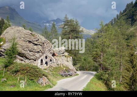 Chapelle près de Innergschlöß Rock, Tauern Valley, le Parc National du Hohe Tauern, le Tyrol, Autriche Banque D'Images