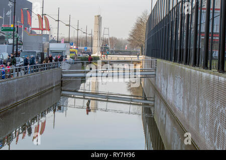 Pont vers le champ à la formation Ajax Johan Cruijff Arena à Amsterdam aux Pays-Bas 2019 Banque D'Images