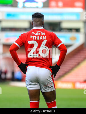 9 mars 2019, Oakwell, Barnsley, Angleterre ; Sky Bet la League One, Barnsley vs Accrington Stanley ; Mamadou Thiam (26) de Barnsley Crédit : John Hobson/News Images images Ligue de football anglais sont soumis à licence DataCo Banque D'Images