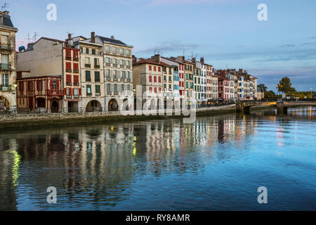 La ville de Bayonne. Bayona. Baiona. Département des Pyrénées Atlantique. Région Aquitaine. Labort (Labourd). Pays Basque . France Banque D'Images