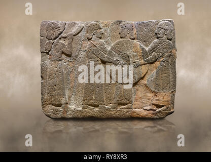 Photo de secours monumental Hittite orthostat panneau Sculpté en pierre de procession. Basalte, Karkamıs Kargamıs), (, Karkemish (Karkemish), 900 - 700 av. Banque D'Images