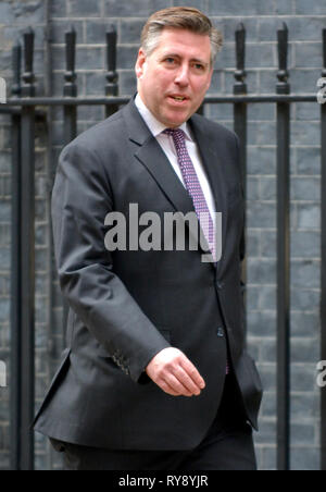 Sir Graham Brady député (Con : Altrincham et vente à l'Ouest) et président de la Commission 1922, laissant 10 Downing Street 11 Mars 2019 Banque D'Images