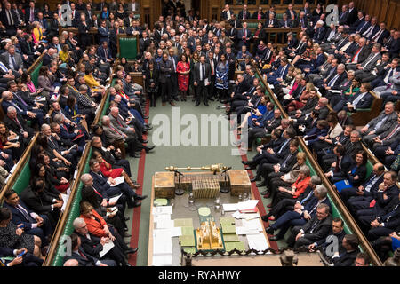 Londres, Royaume-Uni. Mar 12, 2019. Photo prise le 12 mars 2019 présente le Brexit Traiter vote à la Chambre des communes de Londres, Grande-Bretagne. Le Premier ministre britannique Theresa May's Brexit traiter à nouveau a été rejetée mardi par les députés dans le second vote significatif dans le parlement depuis janvier, l'accroissement de l'incertitude sur la façon dont le pays va quitter l'Union européenne. Credit : Parlement du Royaume-Uni/Mark Duffy/Xinhua/Alamy Live News Banque D'Images