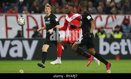 Düsseldorf, Deutschland. 11Th Mar 2019. firo : 11.03.2019, Football, 2018/2019, 1.Bundesliga Fortuna Dusseldorf Düsseldorf - Eintracht Frankfurt 0 : 3 duels, Dodi Lukebakio | Conditions de crédit dans le monde entier : dpa/Alamy Live News Banque D'Images