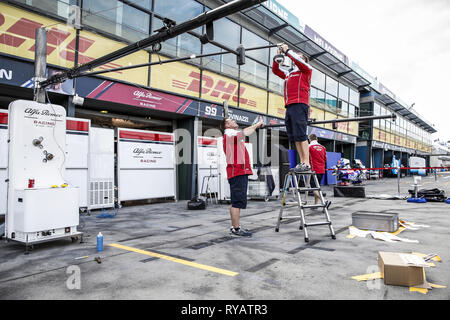 Melbourne, Australie. Mar 13, 2019. Sport Automobile : Championnat du Monde de Formule 1 de la FIA 2019, Grand Prix d'Australie, F1 Pit Lane Credit : dpa/Alamy Live News Banque D'Images