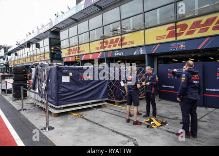 Melbourne, Australie. Mar 13, 2019. Sport Automobile : Championnat du Monde de Formule 1 de la FIA 2019, Grand Prix d'Australie, F1 Pit Lane Credit : dpa/Alamy Live News Banque D'Images