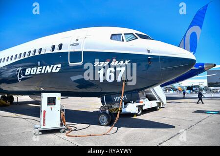 New York, la France. Les États-Unis est relié à la terre tous les Boeing 737 MAX 8 et 9 avions. Mar 13, 2019. Photo prise le 19 juin 2017 montre un Boeing 737 MAX 9 à la 52e International Paris Air Show et de l'espace au Bourget, France. Les États-Unis est relié à la terre tous les Boeing 737 MAX 8 et 9 avions, a déclaré le président américain Donald Trump le 13 mars 2019. Crédit : Chen Yichen/Xinhua/Alamy Live News Banque D'Images