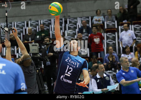 Gdansk, Pologne Mars 13th. 2019 Trefl Gdansk (Pologne) v Zenit Kazan (Russie) CEV Champions League 1/4 de finale - Hommes volley-ball jeu. ALEXANDER BUTKO (12) d'Zenit-Kazan est vu en action © Vadim Pacajev / Alamy Live News Banque D'Images