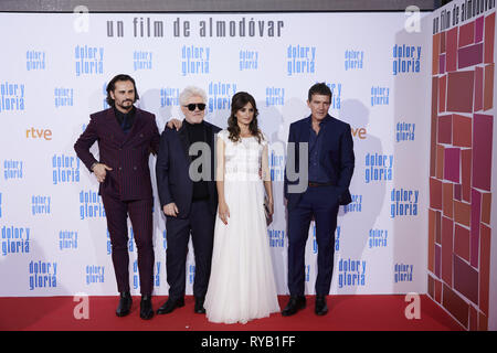 Madrid, Madrid, Espagne. Mar 13, 2019. Asier Etxeandia, Pedro Almodovar, Penelope Cruz, Antonio Banderas assiste à 'Douleurs y Gloria' Premiere Cinéma atCapitol le 13 mars 2019 à Madrid, Espagne Crédit : Jack Abuin/ZUMA/Alamy Fil Live News Banque D'Images