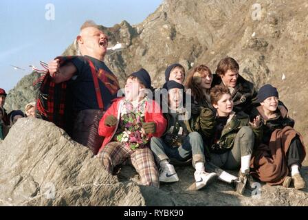 JOHN MATUSZAK, Jeff Cohen, JONATHAN KE QUAN, MARTHA PLIMPTON, KERRI GREEN, COREY FELDMAN, Josh Brolin, Sean Astin, LES GOONIES, 1985 Banque D'Images