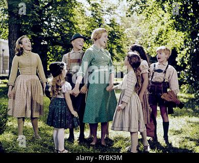 CHARMIAN CARR, KYM CARATH, Nicholas Hammond, Julie Andrews, DEBBIE TURNER, Heather Menzies-URICH,DUANE CHASE, LE SON DE LA MUSIQUE, 1965 Banque D'Images