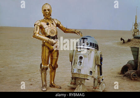ANTHONY DANIELS, KENNY BAKER, Star Wars : Episode IV - UN NOUVEL ESPOIR, 1977 Banque D'Images
