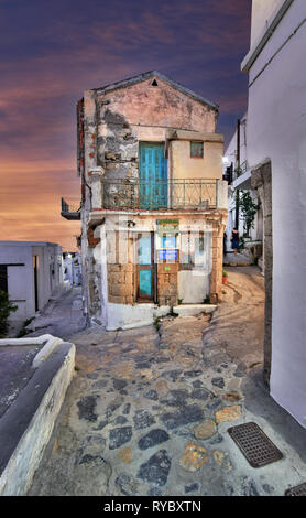 Les routes pavées typiques à Chora (Hora), l'île de Skyros Sporades en Grèce centrale, complexe, mer Méditerranée, Europe Banque D'Images