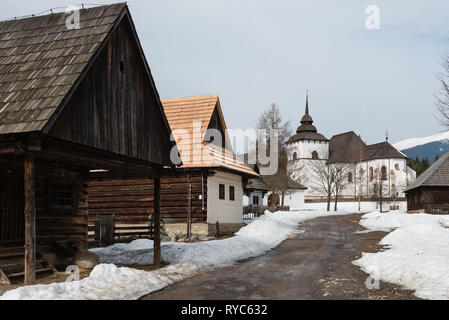 Vintage maisons de musée en plein air du village de Liptov, Pribylina, Slovaquie Banque D'Images