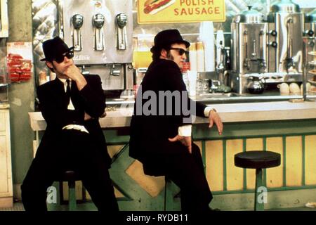 DAN AYKROYD, John Belushi, THE BLUES BROTHERS, 1980 Banque D'Images