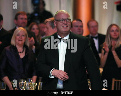 Le chef de police PSNI George Hamilton participe à l'American Ireland Fund le dîner de gala au National Building Museum de Washington DC au cours de sa visite aux États-Unis. Banque D'Images