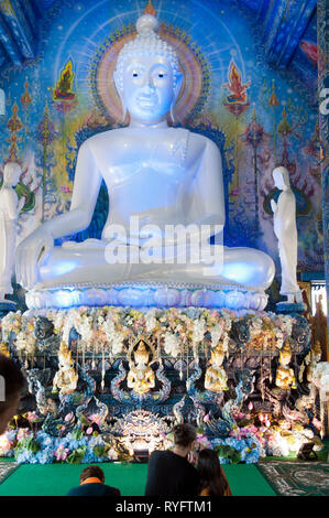 Chiang Rai Thaïlande Dec 27 2018, bouddha et décoration d'intérieur de Wat Rong Seur 10 ou le temple bleu Banque D'Images