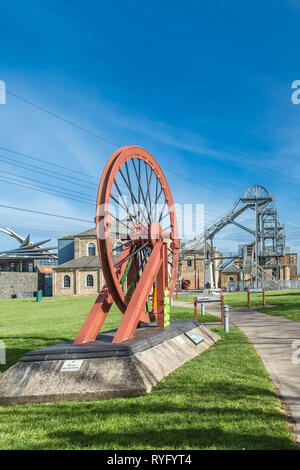 Une roue d'un géant de la fosse au Woodhorn machines tête Museum Banque D'Images