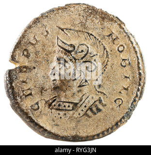 Pièce de cuivre antique romaine de l'Empereur Crispus. Avers. Banque D'Images