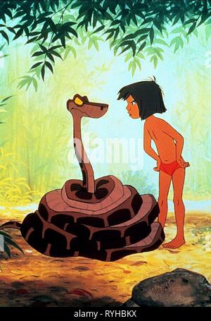 MOWGLI, KAA LE SERPENT, LE LIVRE DE LA JUNGLE, 1967 Banque D'Images