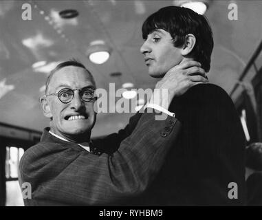 WILFRID BRAMBELL, Ringo Starr, UNE DURE JOURNÉE DE NUIT, 1964 Banque D'Images