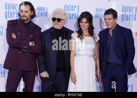 Madrid, Espagne. Mar 13, 2019. Asier Etxeandia, Pedro Almodovar, Penelope Cruz et Antonio Banderas à la première le Dolor y Gloria au théâtre Capitol, à Madrid, Espagne, 2019 mars13. Credit : Jimmy Olsen/Media Espagne*** ***aucune perforation/Alamy Live News Banque D'Images