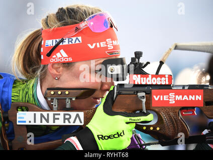 14 mars 2019, la Suède, Stockholm : Biathlon : Championnat du monde, Relais individuel, Mixte. Denise Herrmann de l'Allemagne à la plage de prise de vue. Photo : Sven Hoppe/dpa Banque D'Images