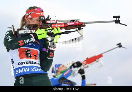 14 mars 2019, la Suède, Stockholm : Biathlon : Championnat du monde, Relais individuel, Mixte. Denise Herrmann de l'Allemagne à la plage de prise de vue. Photo : Sven Hoppe/dpa Banque D'Images