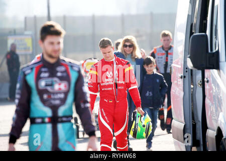 Le fils de Michael Schumacher, Mick au south Garda Karting kart à Lonato lors de la pratique avec : Mick Schumacher Où : Lonato, Italie Quand : 08 Feb 2019 Credit : IPA/WENN.com **Uniquement disponible pour publication au Royaume-Uni, USA, Allemagne, Autriche, Suisse** Banque D'Images