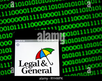 Legal & General Group plc logo de l'entreprise vu affichée sur téléphone intelligent. Banque D'Images