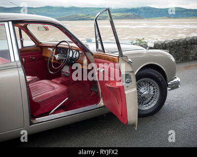 Intérieur d'une Jaguar MKII 1967 3,4 . Banque D'Images