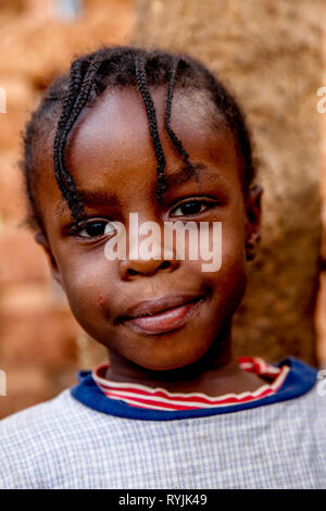 Fille de Ouagadougou, Burkina Faso. Banque D'Images