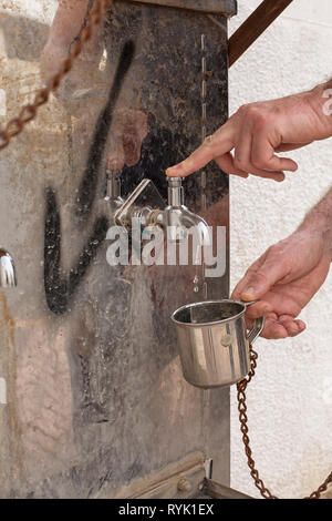 De l'eau potable sur la rue à Muscat, Oman Banque D'Images