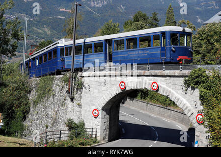 Alpes françaises. Le Tramway du Mont Blanc (TMB) est la montagne la plus haute ligne de chemin de fer en France. Saint-Gervais. La France. Banque D'Images