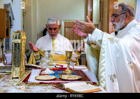 Célébration de la myrrhe porteurs' dimanche dans l'Eglise grecque catholique melkite de Nazareth (église), la Galilée, en Israël. Banque D'Images