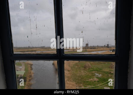 Intérieur du moulin maison - Hollande du Sud - groupe de 19 moulins à vent monumental - Molens de Kinderdijk Pays-Bas Banque D'Images