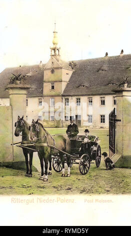 Calèches en Allemagne, Niederpolenz Rittergut, chevaux de Landkreis Meißen, chiens d'Allemagne, des barrières en Saxe, 1906, Landkreis Meißen, Polenz, Niederpolenz Kutschwagen Rittergut mit Banque D'Images