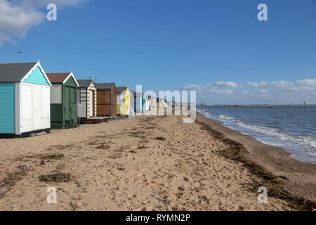 Thorpe Bay Beach, près de Southend-on-Sea, Essex, Angleterre Banque D'Images